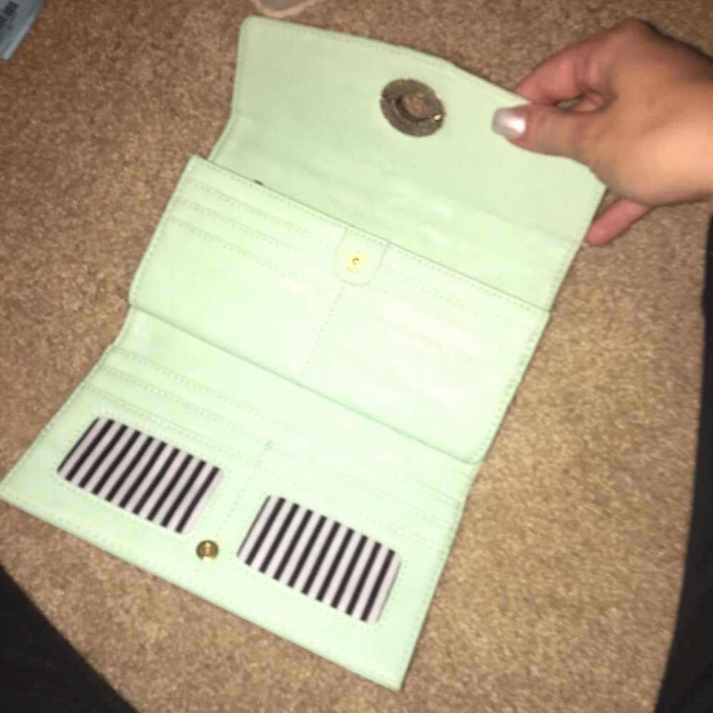 Wallet - Picture 2 of 2